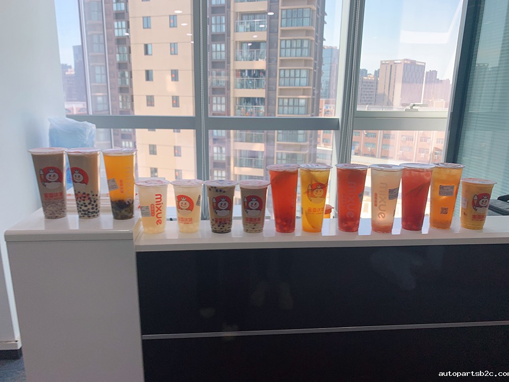 广州百度雷竞技计算机共庆38女神节(图2) 广州百度雷竞技计算机共庆38女神节(图2)