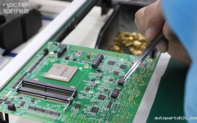 在金融发展领域，嵌入式主板有什么优点？(图1)