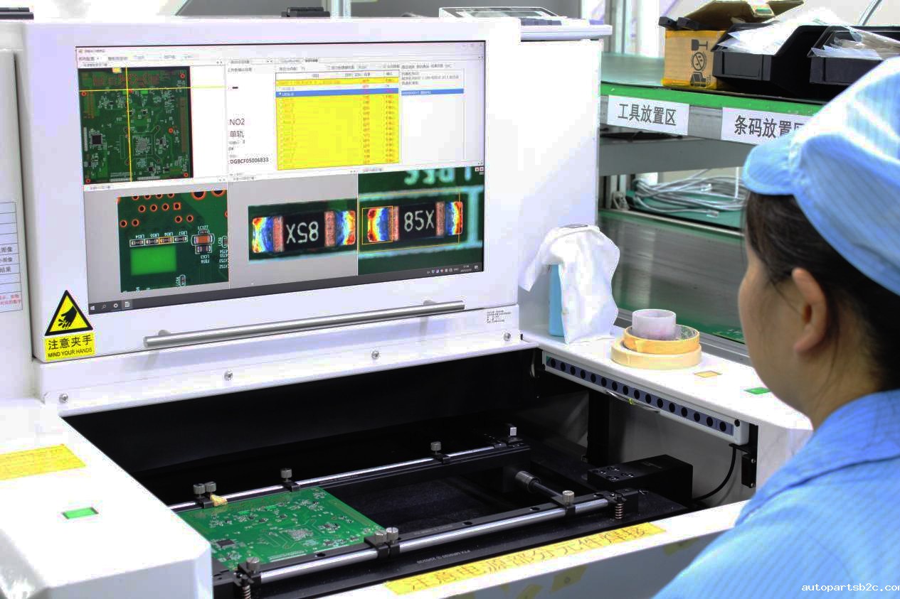 精工铸就:探秘广州百度雷竞技工控主板生产核心环节(图5) 精工铸就:探秘广州百度雷竞技工控主板生产核心环节(图5)