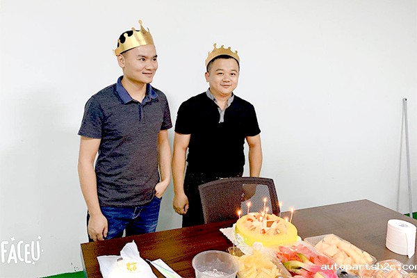 【百度雷竞技计算机】浓情时光,情系员工 7月生日趴 【百度雷竞技计算机】浓情时光,情系员工 7月生日趴