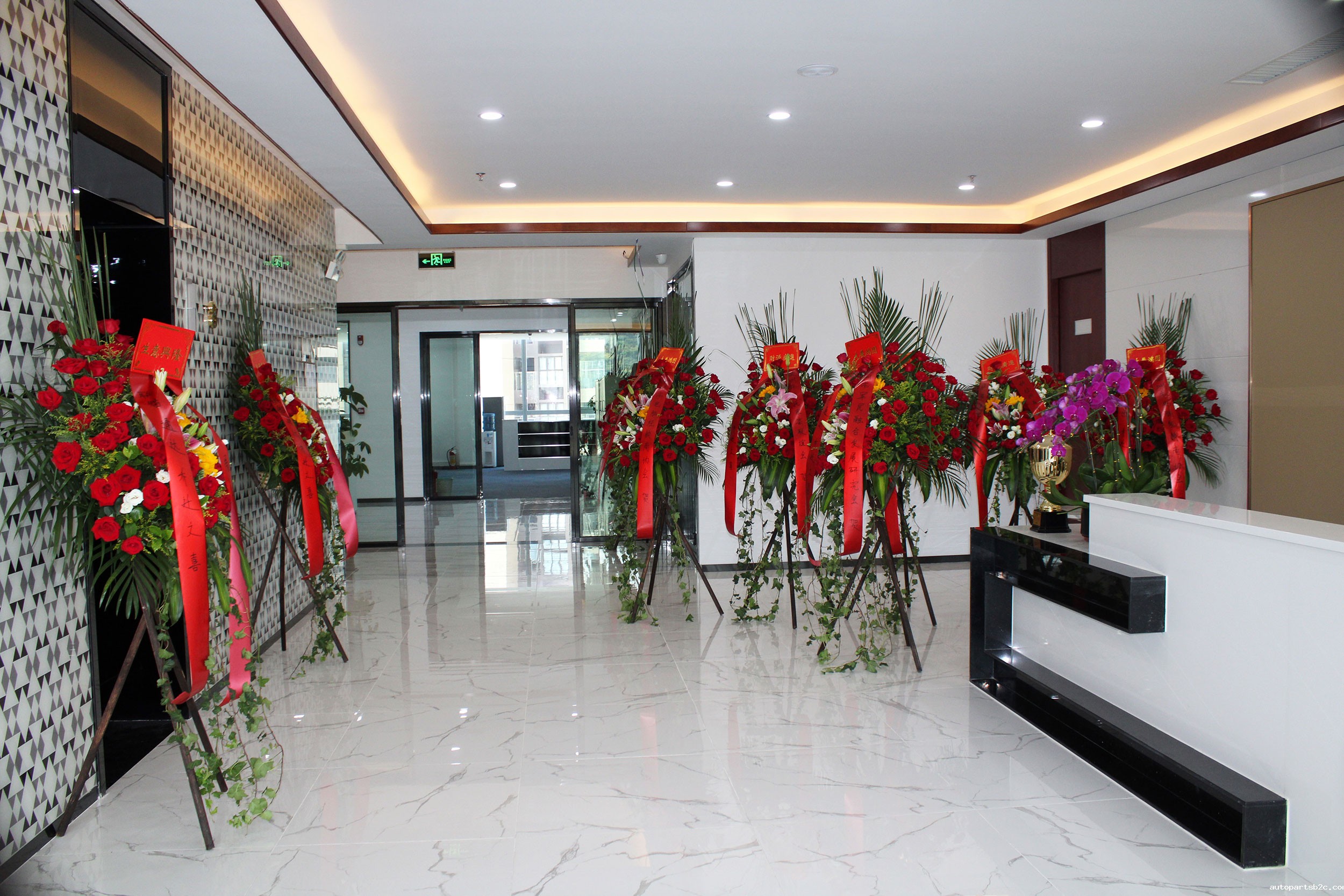 热烈祝贺广州百度雷竞技计算机喜迁新址 气象更新,砥砺前行